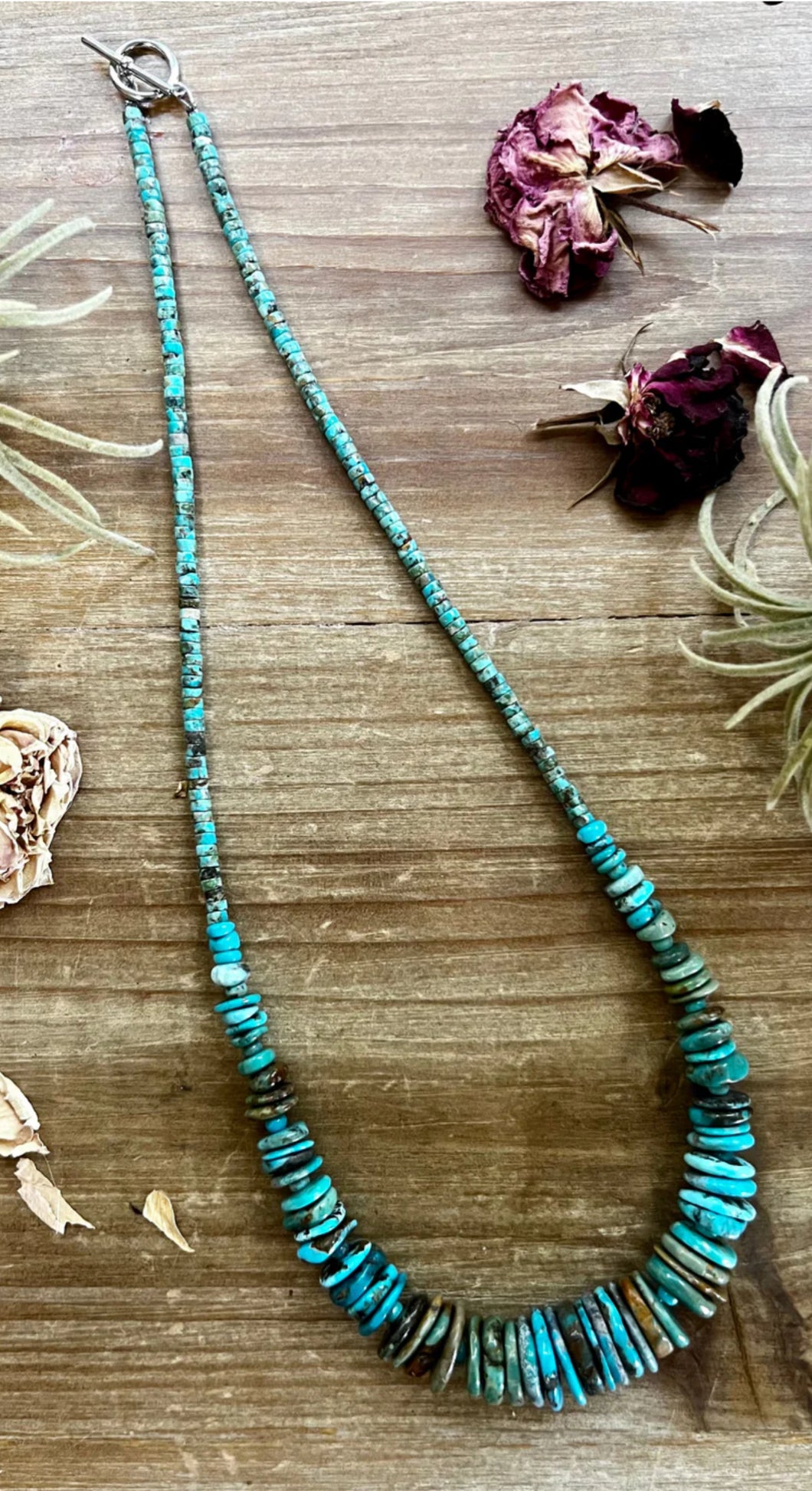 22 inch Graduated Turquoise Tri Color Necklace