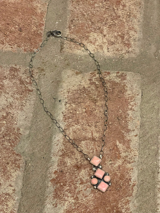 Pink Conch Native Made Necklace