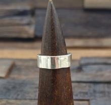 Sunshine Reeves Navajo Sterling Silver Stamped Band Ring – Size 10